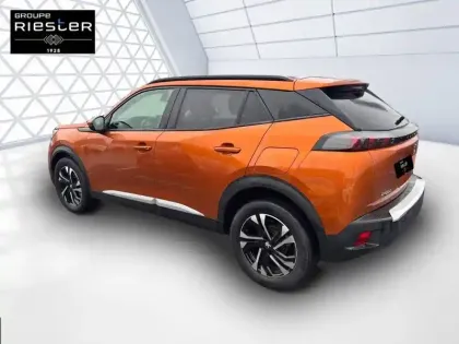 Photo 6 Peugeot 2008  PureTech 100 S&S BVM6