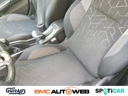 Photo 30 Peugeot 2008  PureTech 82ch BVM5