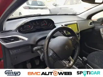 Photo 51 Peugeot 2008  PureTech 82ch BVM5