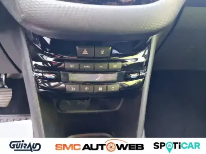 Photo 58 Peugeot 2008  PureTech 82ch BVM5