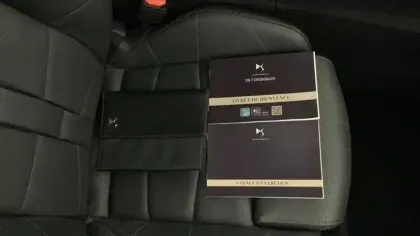 Photo 15 DS DS 7 DS7 Crossback Hybride E-Tense 225 EAT8 Louvre