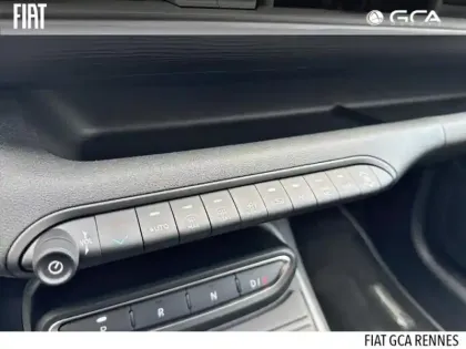 Photo 10 Jeep Avenger  Electrique 156ch 115kW Longitude