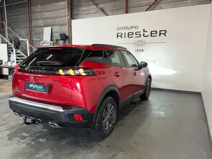 Photo 56 Peugeot 2008  PureTech 130 S&S EAT8