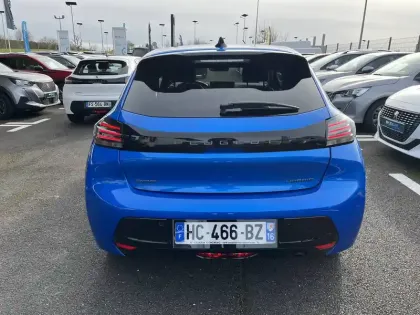 Photo 38 Peugeot 208  Hybrid 100 e-DCS6