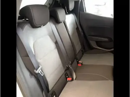 Photo 18 Renault Clio  E-Tech full hybrid 145 GSR2