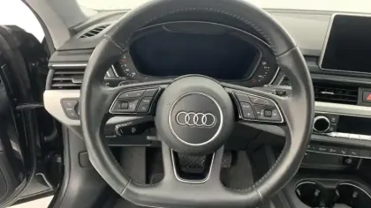 Photo 13 Audi A5 Gén. II Ph1 Design Luxe 2