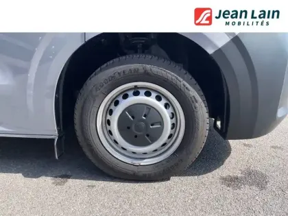 Photo 8 Volkswagen Transporter  VAN L1H1 2.0 TDI 150 BVM6