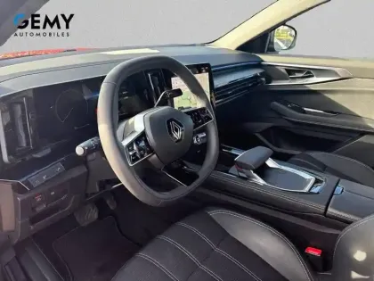 Photo 7 Renault Austral  E-Tech hybrid 200