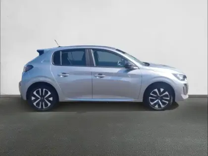 Photo 26 Peugeot 208  Hybrid 100 e-DCS6