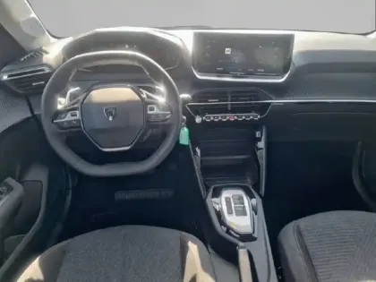 Photo 30 Peugeot 208  Hybrid 100 e-DCS6