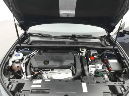 Photo 34 Peugeot 508  SW Hybrid 180 e-EAT8