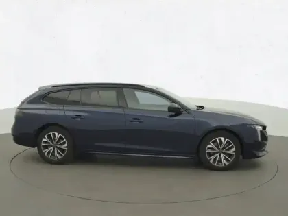 Photo 23 Peugeot 508  SW Hybrid 180 e-EAT8