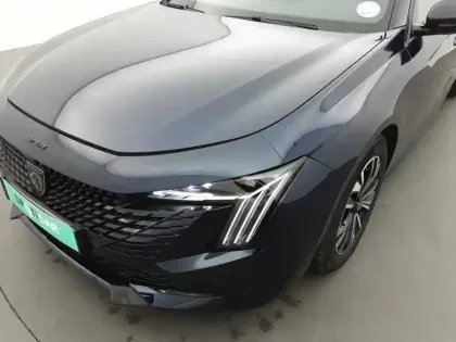Photo 35 Peugeot 508  SW Hybrid 180 e-EAT8