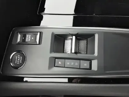 Photo 33 Peugeot 508  SW Hybrid 180 e-EAT8