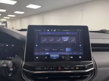 Photo 66 Jeep Compass Gén. II Ph2 NG Summit 5