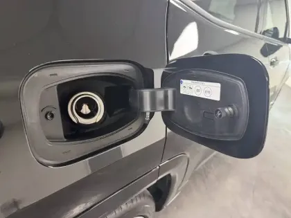 Photo 136 Jeep Compass  1.5 Turbo T4 130 ch BVR7 e-Hybrid