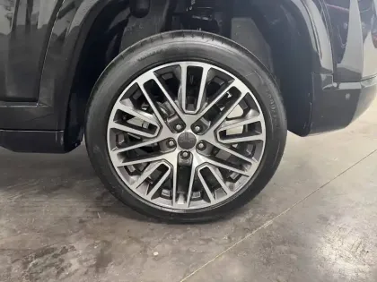 Photo 91 Jeep Compass Gén. II Ph2 NG Summit 5