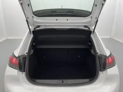 Photo 12 Peugeot 208  PureTech 100 S&S BVM6