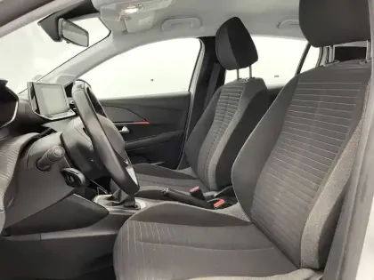 Photo 13 Peugeot 208  PureTech 100 S&S BVM6