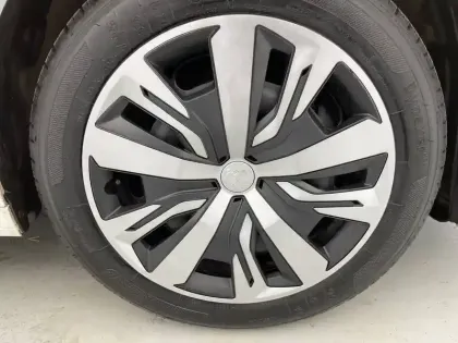 Photo 17 Peugeot 208  PureTech 100 S&S BVM6