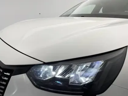 Photo 24 Peugeot 208  PureTech 100 S&S BVM6