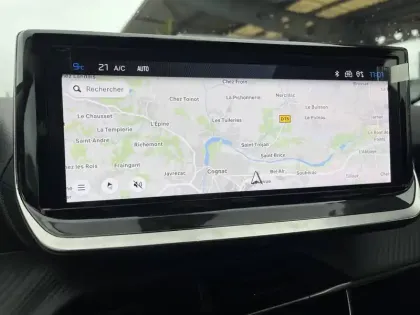 Photo 50 Peugeot 208  Hybrid 100 e-DCS6