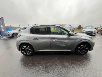 Photo 34 Peugeot 208  Hybrid 100 e-DCS6