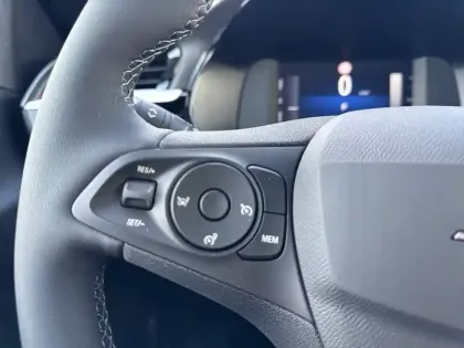 Photo 14 Opel Corsa  Electrique 156 ch autonomie etendu & Batterie 51 kWh