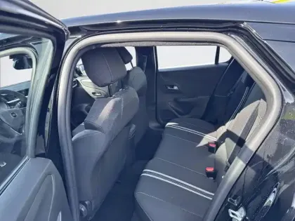 Photo 11 Opel Corsa  Electrique 156 ch autonomie etendu & Batterie 51 kWh