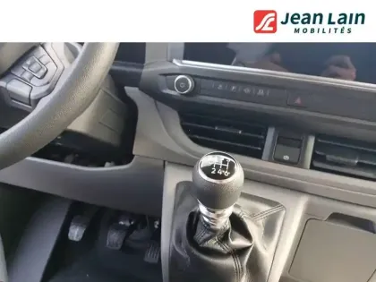 Photo 12 Volkswagen Transporter  VAN L1H1 2.0 TDI 150 BVM6