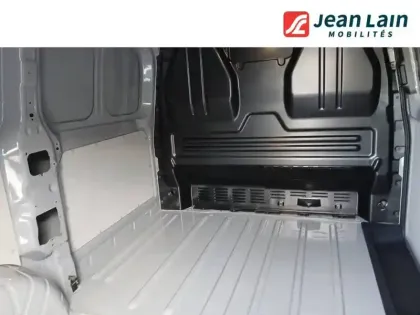 Photo 16 Volkswagen Transporter  VAN L1H1 2.0 TDI 150 BVM6