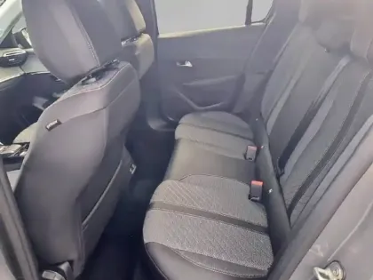 Photo 11 Peugeot 208  Electrique 50 kWh 136ch