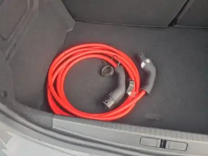 Photo 41 Peugeot 208  Electrique 50 kWh 136ch