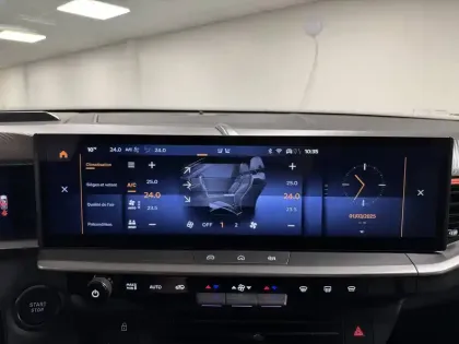 Photo 126 Opel Grandland  Electrique 213 ch & Batterie 73 kWh