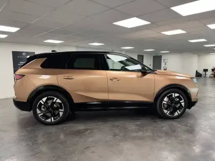 Photo 57 Opel Grandland  Electrique 213 ch & Batterie 73 kWh