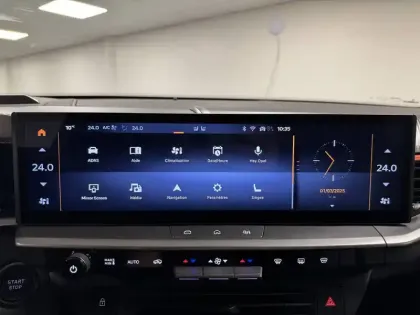 Photo 123 Opel Grandland  Electrique 213 ch & Batterie 73 kWh