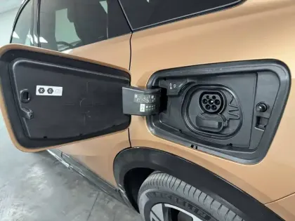 Photo 157 Opel Grandland  Electrique 213 ch & Batterie 73 kWh