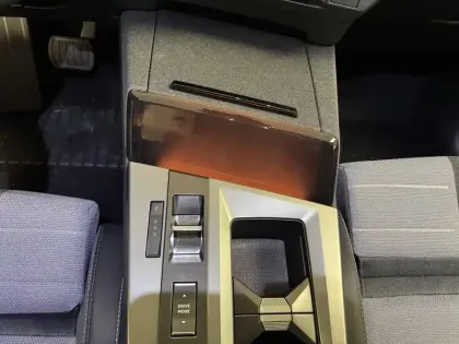 Photo 83 Opel Grandland  Electrique 213 ch & Batterie 73 kWh