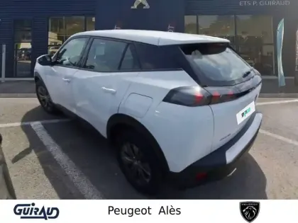 Photo 6 Peugeot 2008  PureTech 130 S&S EAT8