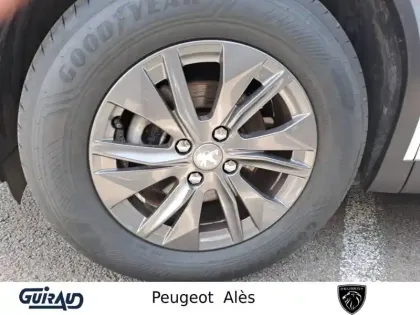 Photo 10 Peugeot 2008  PureTech 130 S&S EAT8