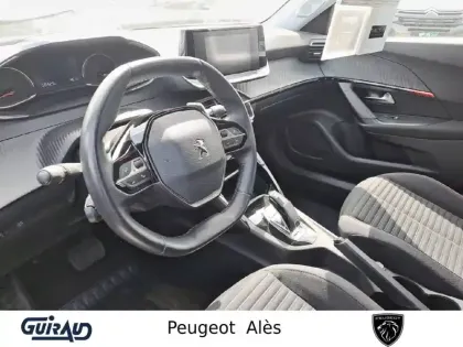 Photo 7 Peugeot 2008  PureTech 130 S&S EAT8