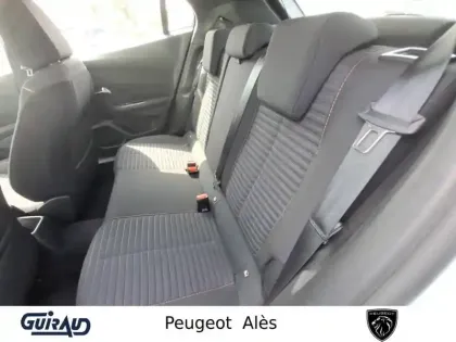 Photo 9 Peugeot 2008  PureTech 130 S&S EAT8