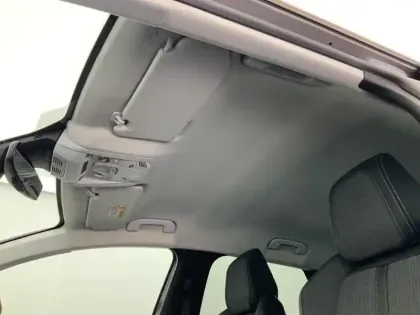 Photo 23 Peugeot 3008  Hybrid 225 e-EAT8 Allure Pack