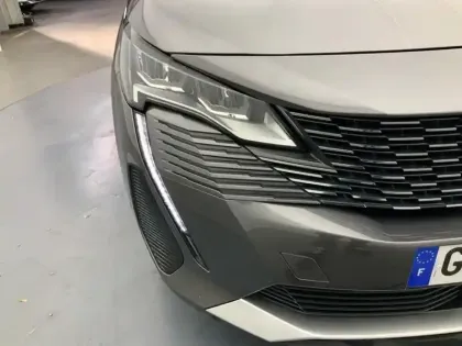 Photo 25 Peugeot 3008  Hybrid 225 e-EAT8 Allure Pack