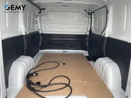 Photo 9 Renault Trafic  E-TECH ELECTRIQUE FGN L1H1 3T AC22