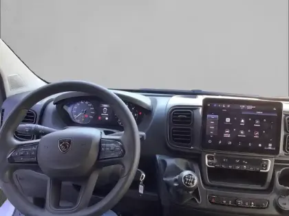 Photo 35 Peugeot Boxer  FOURGON TOLE 3.5 T L2H2 140 S&S BVM6