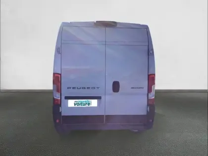 Photo 33 Peugeot Boxer  FOURGON TOLE 3.5 T L2H2 140 S&S BVM6