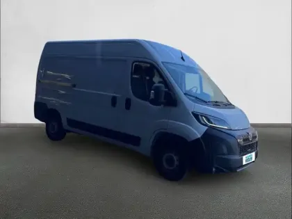 Photo 46 Peugeot Boxer  FOURGON TOLE 3.5 T L2H2 140 S&S BVM6