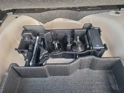 Photo 21 Peugeot 2008  Hybrid 136 e-DCS6