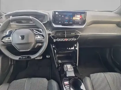 Photo 7 Peugeot 2008  Hybrid 136 e-DCS6